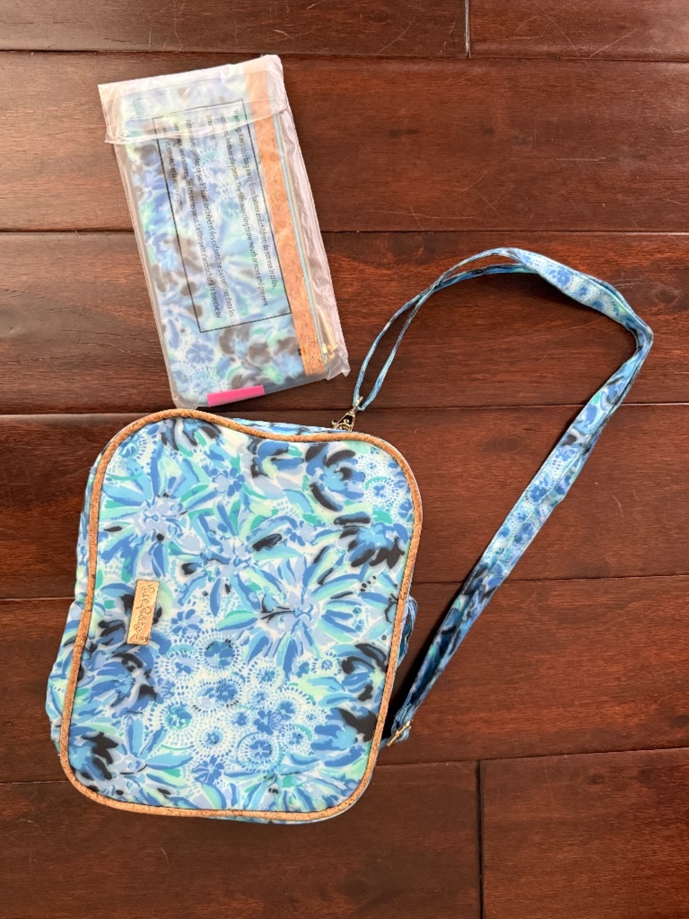LN Lilly Pulitzer Crossbody Insulated Lunch Bag w/matching pencil pouch NIP